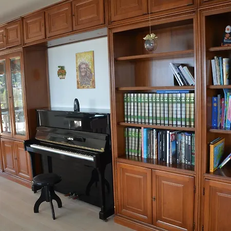 Il Girasole 메이나