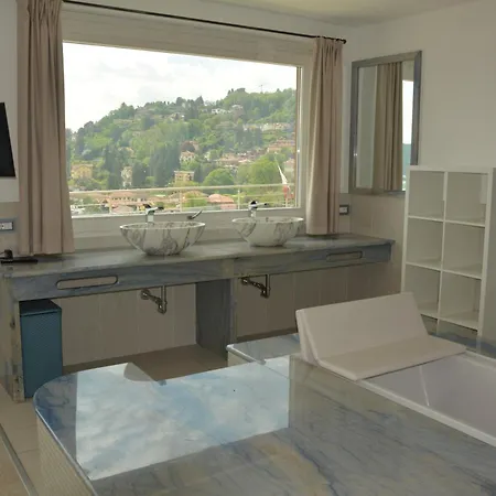 아파트 Il Girasole